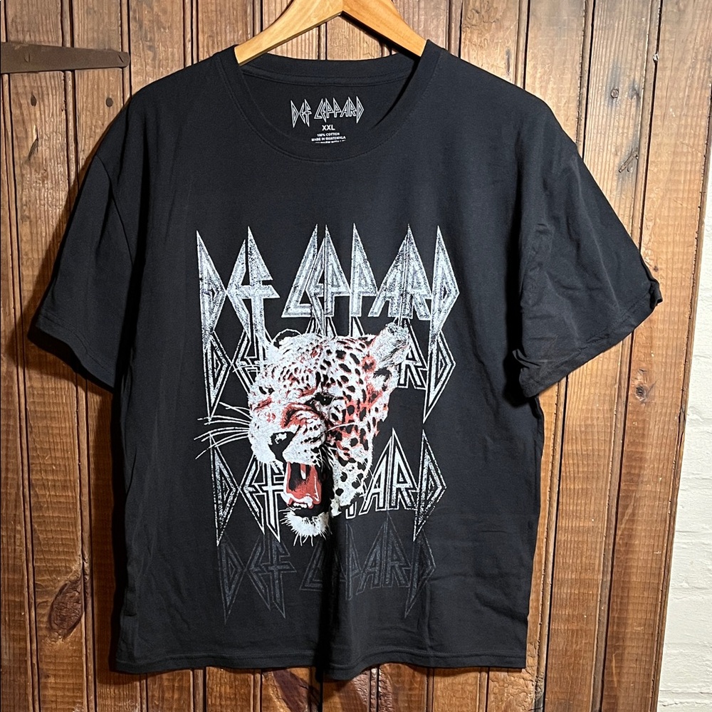 Def Leppard Graphic T-Shirt